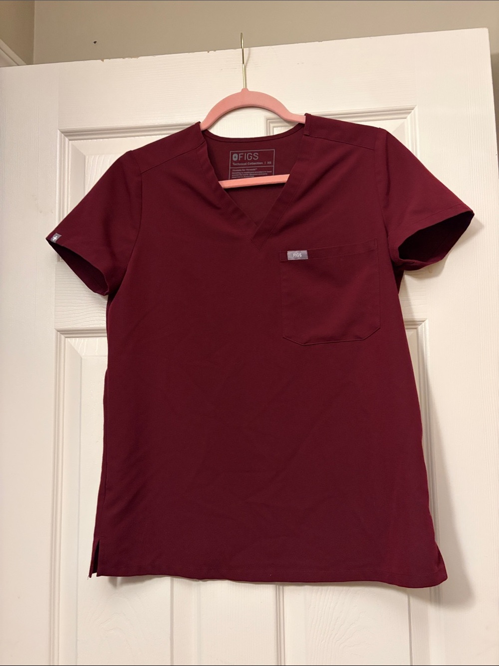 FIGS V-Neck Scrub Top - Burgundy